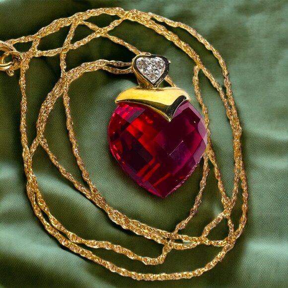 Ruby Necklace in 10k Yellow Gold 16" Ruby & Diamond Large Heart Briolette - 3g - Picture 1 of 10